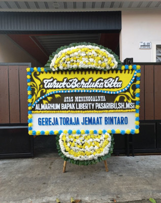 Papan Bunga Duka di Tinjomoyo