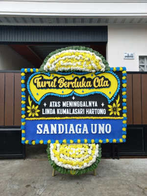 Papan Bunga Duka di Tinjomoyo