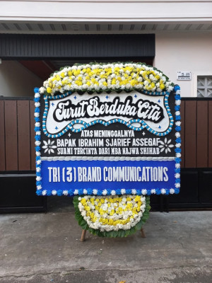 Papan Bunga Duka di Tinjomoyo